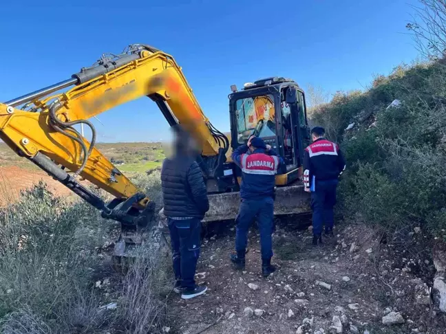 Didim’de Kaçak Kazı Yaparken Yakalanan Şahıs Gözaltına Alındı