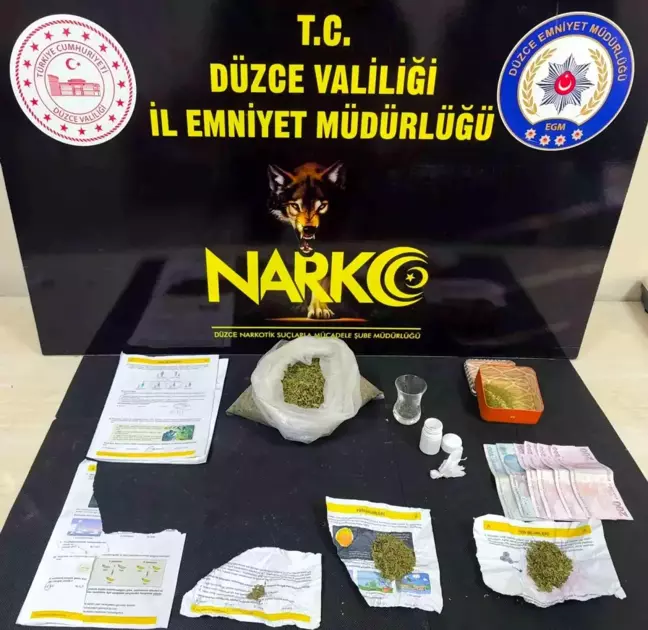 Düzce’de Uyuşturucu Madde Satıcısı M.B. Evinde Yakalandı