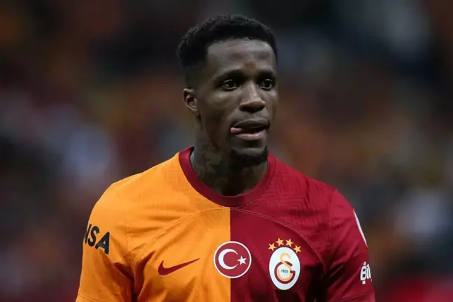 Zaha Türkiye’ye Gidişim Kendi Kararım, Tarihimi Kendi Ellerimle Yazacağım