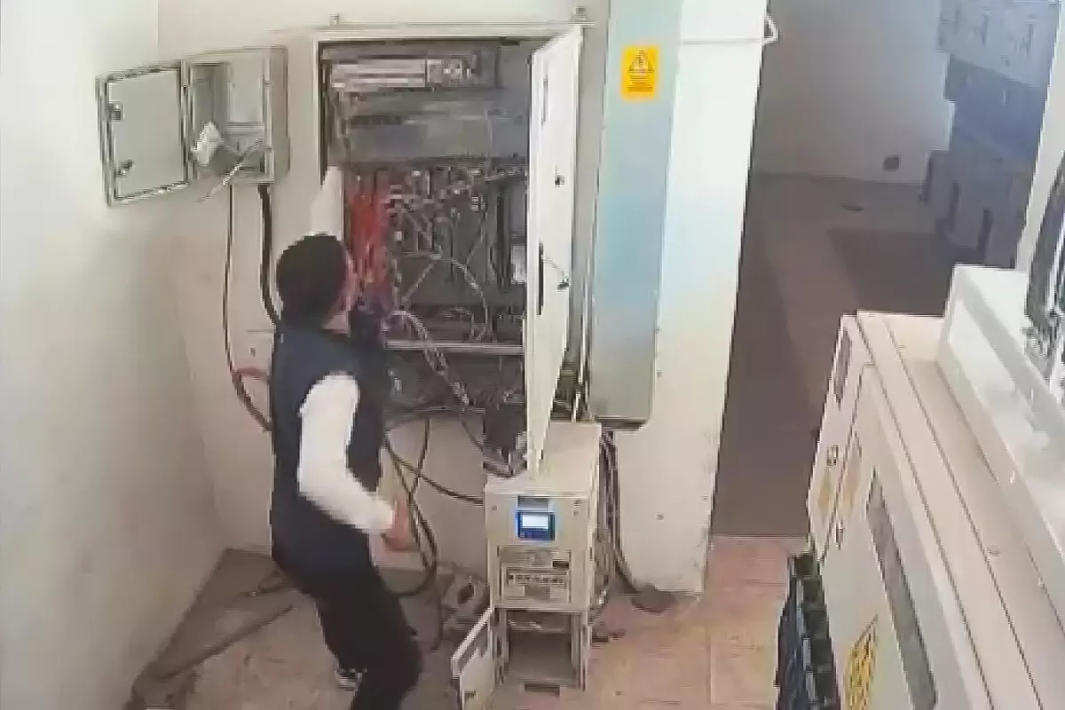 5 bin aboneyi elektriksiz bırakan hırsızın yaptığı yanına kalmadı