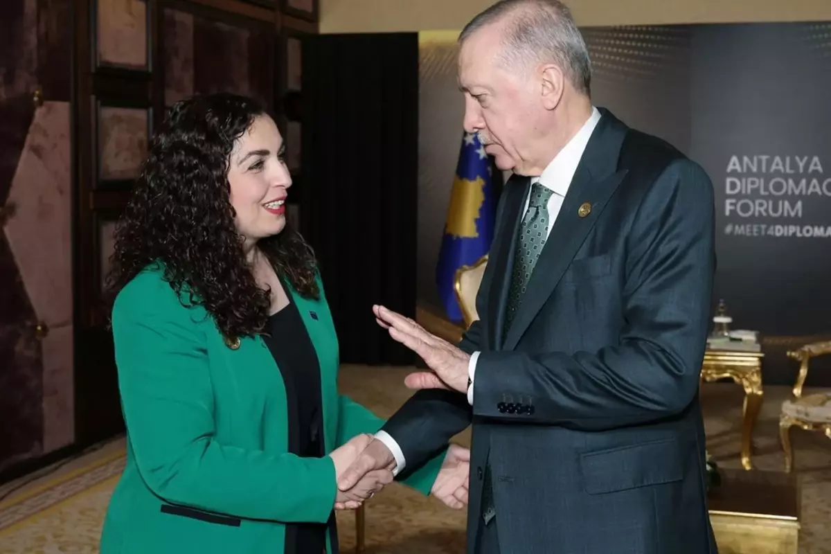 Cumhurbaşkanı Erdoğan’dan Kosovalı mevkidaşına tatlı sert fırça