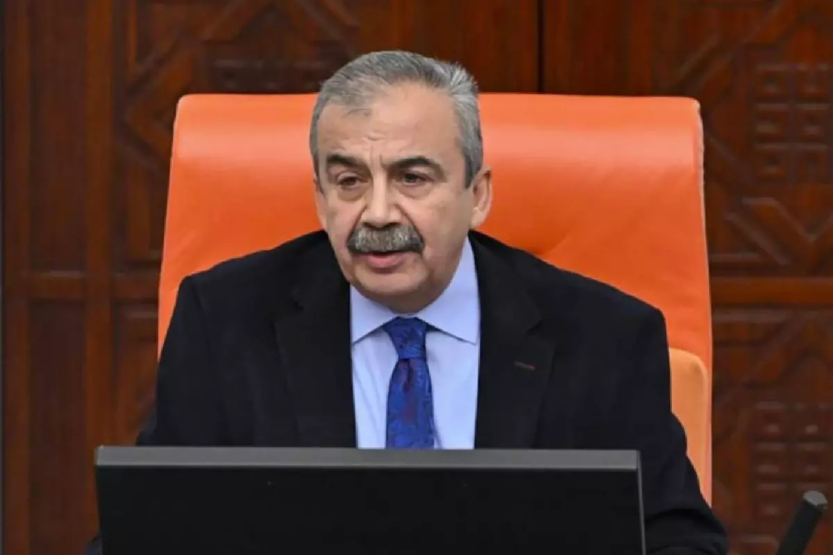 DEM Parti Sözcüsü açıkladı! İşte Sırrı Süreyya Önder’in son durumu
