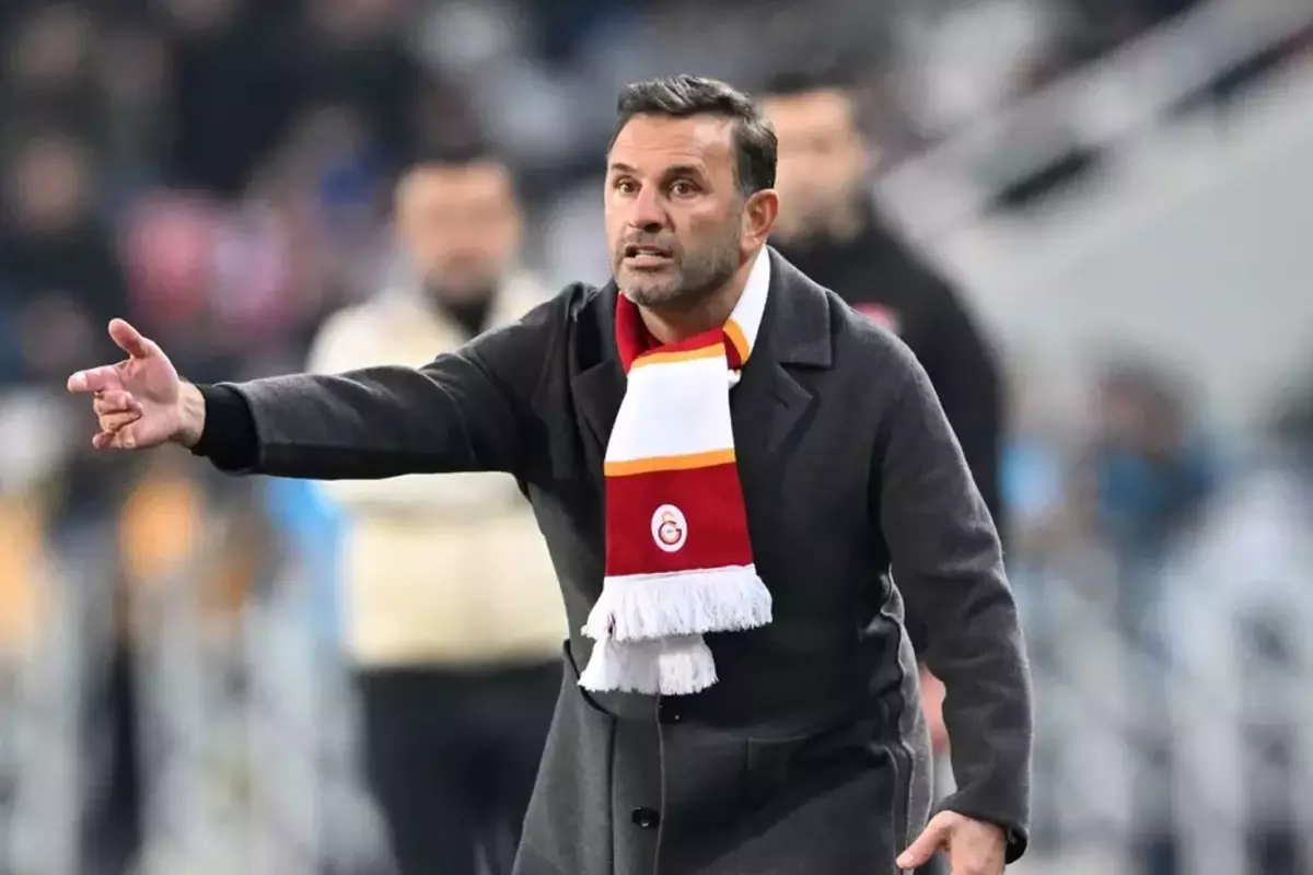 Çuvalla para verip alınan iki ismin de kalemini kırdı