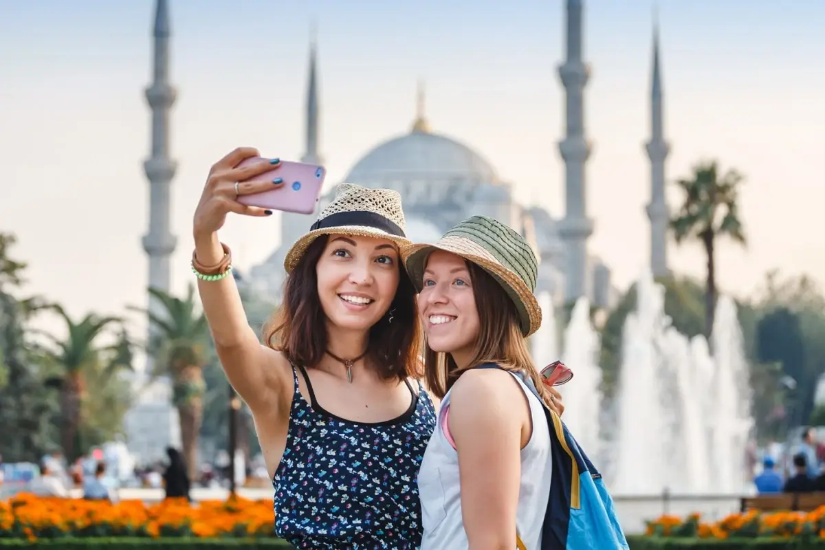 Türkiye’ye 2025’in ilk döneminde en çok turist o ülkeden